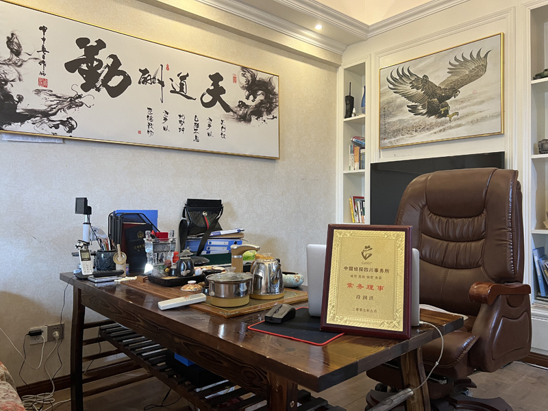 余庆县取证公司解析婚内出轨对家庭的影响